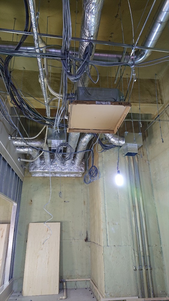 姫路市 業務用エアコン 交換 水漏れ ガス漏れ